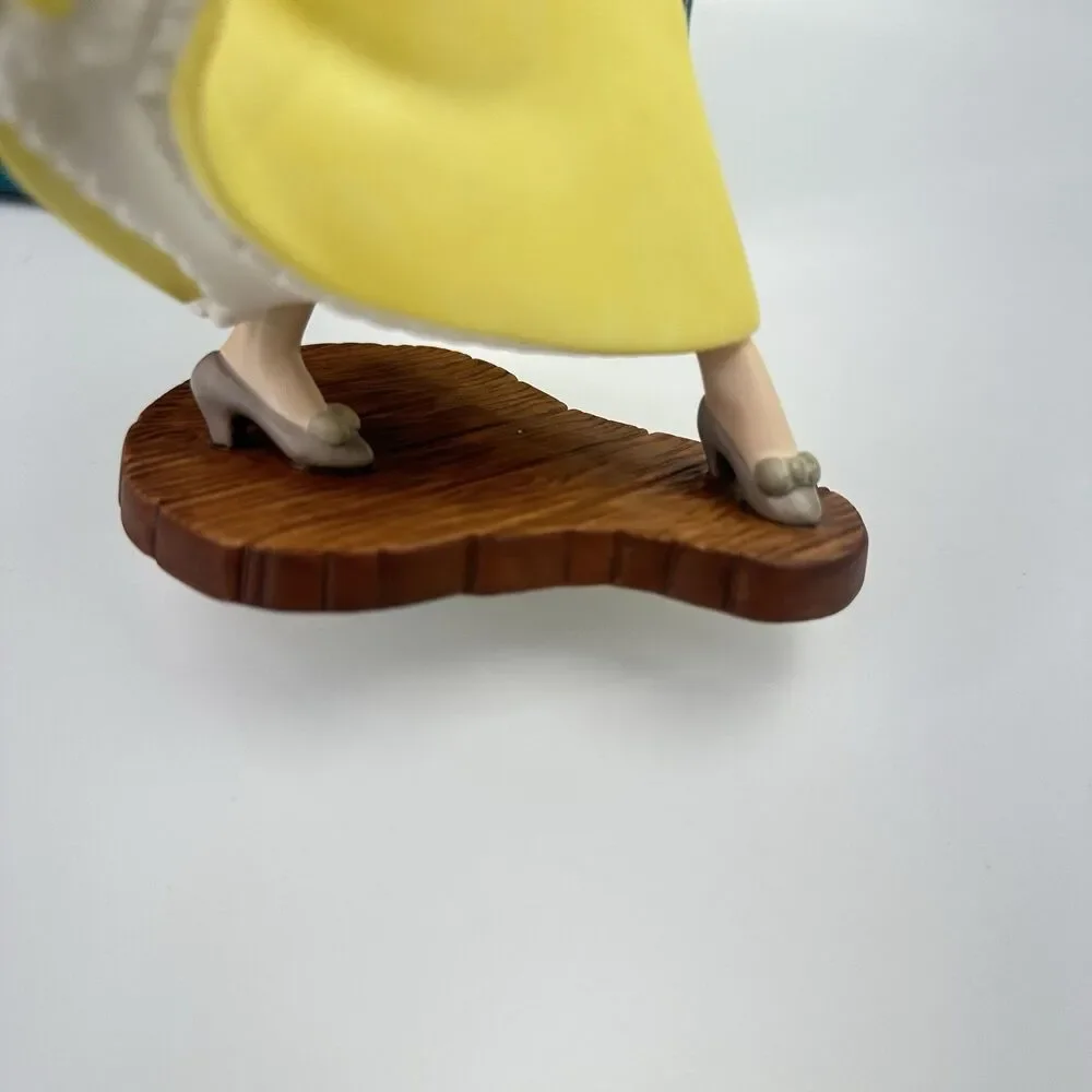 Walt Disney Classics Collection Snow White 